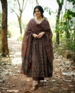 Women's Viscose Printed Flared A-Line Kurta With Pant And Dupatta Suit Set | Kurta Set - Image 2