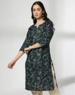 Women Floral Print Cotton Straight Kurta