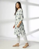Women Floral Print Straight Kurta